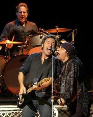 Bruce, Steve Van Zandt & Max Weinberg at the Forum Show 8-24-02